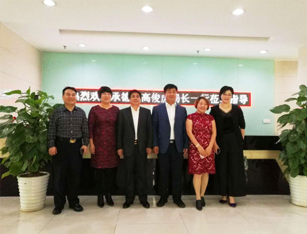 深圳LED显示屏品牌厂家酷游九州