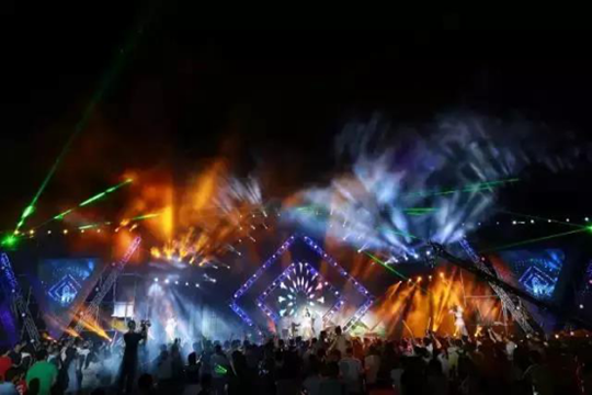 海上田园音乐嘉年华 酷游九州LED显示屏塑光影展魅力