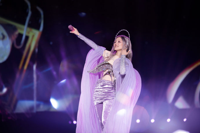 led透明显示屏 led透明显示屏